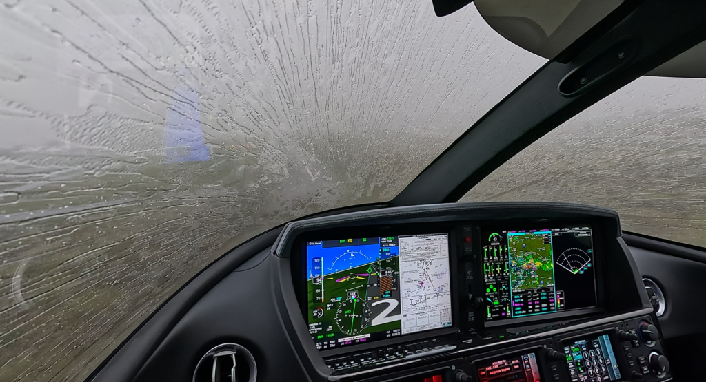 SiriusXM Weather vs. FIS-B Weather in the Garmin Perspective Touch+ (Vision Jet)